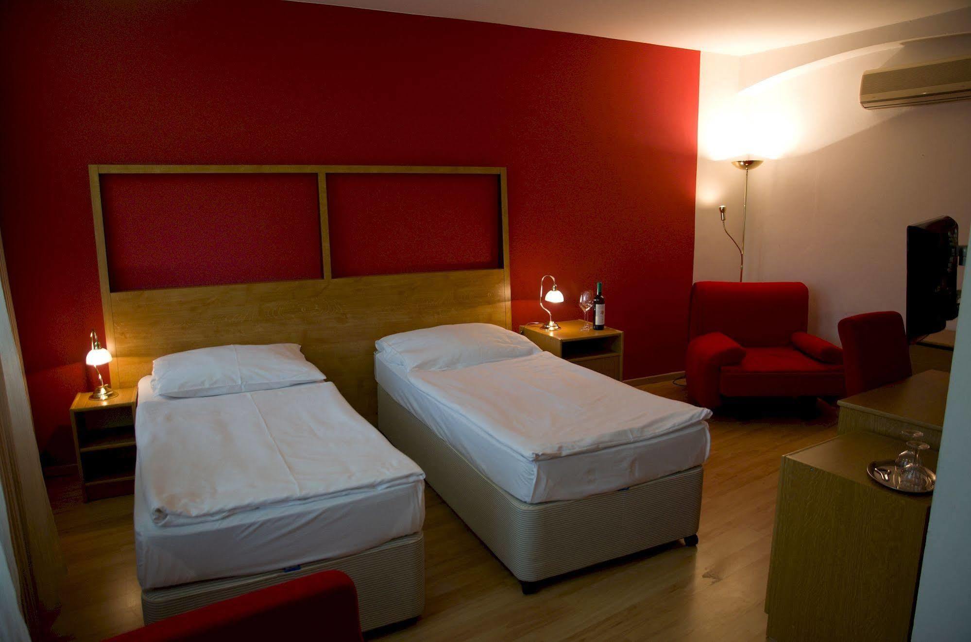 Hotel Payer تبليتسه المظهر الخارجي الصورة